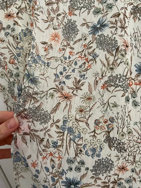 Ardene Floral Sheer Kimono in Cream with Blue and Rust Accents - Picture 4 of 4